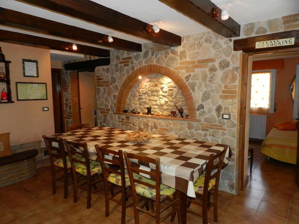 Il Cantinoccio B&B Cerasolo ภายนอก รูปภาพ